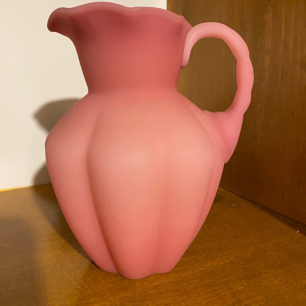 Fenton Glass Soft Pink Melon 16oz Pitcher - Picture 2 of 6